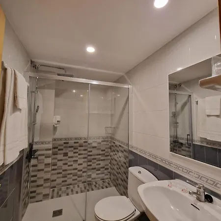 Valle De Tena Konukevi Sabiñánigo