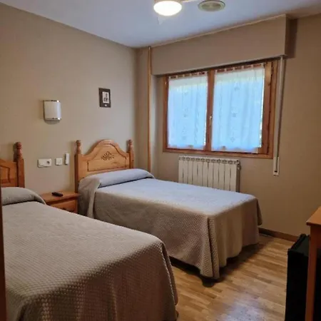 Valle De Tena Gasthof 2*