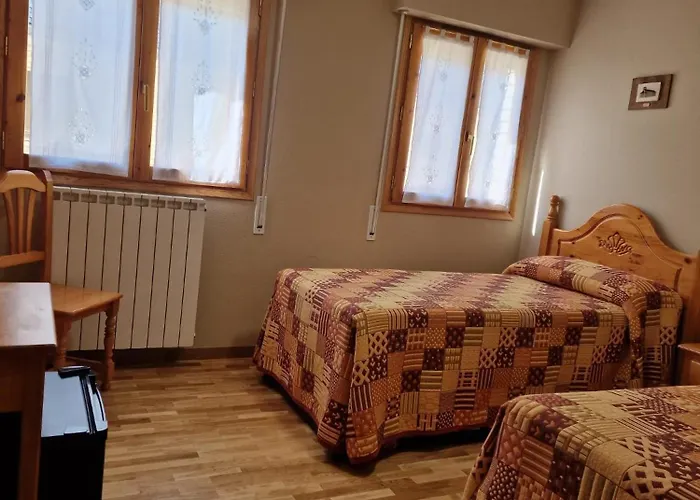 Valle De Tena 2* Sabiñánigo