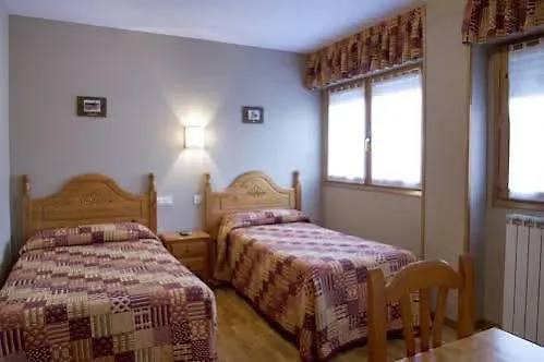 Valle De Tena Pensionat 2*